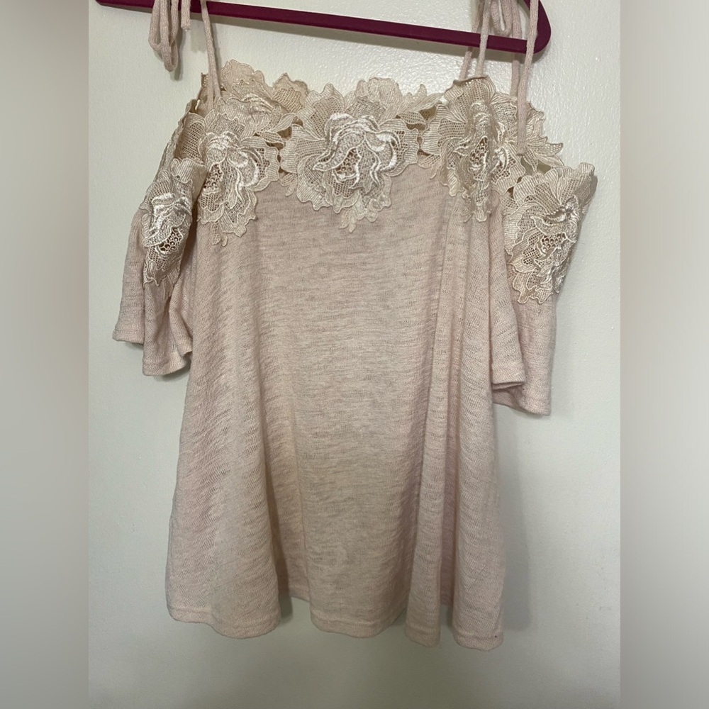 Cold shoulder lace top